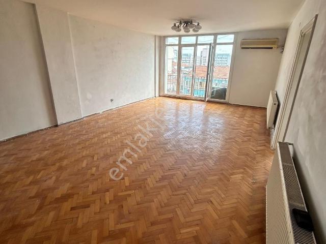Halaskargazi Cd Üstünde 5.katta Net 80m2 Geniş 2+1 Satılık Daire