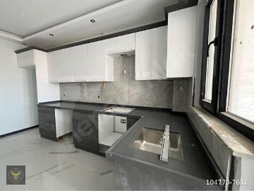 MERKEZİ KONUMDA METROBÜSE YÜRÜME MESAFESİNDE İSKANLI 3+1 DAİREMİZ
