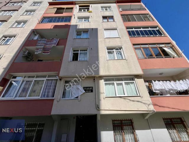 Merkezi Konumda Satılık Balkonlu 3+1 Daire 19 M2 Arsa Payı