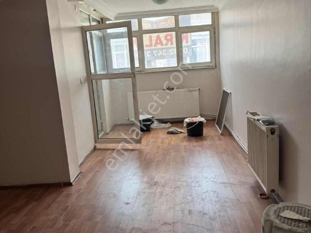 Merkezi Konumda Satılık Manzaralı 2 + 1 Daire