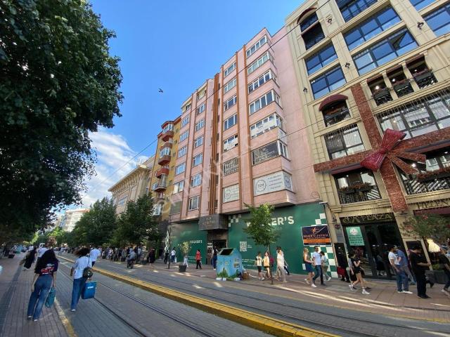 Merkezi Konumda Yatırımlık 3+1 Daire