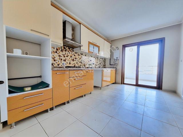 Merkezi Konumda Yapılı Kiralık Daire!.