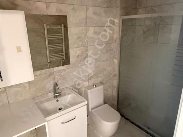 Merkezi Konumdaa! Hastaneye Yakın Temiz 1+1 Kiralıkk!