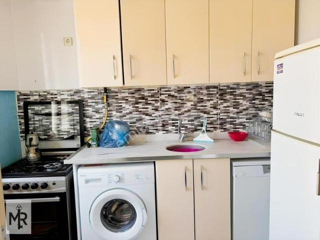 Merkezi Konumlu Kiralık 2+1 Eşyalı Ayrı Mutfaklı Daıre