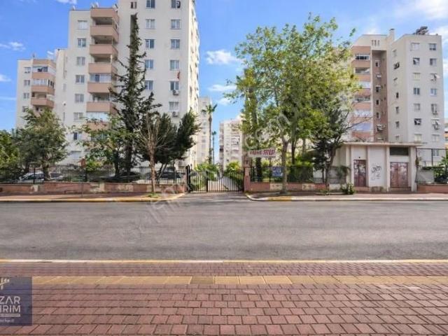 Merkezi Lokasyonda | Asansörlü Site İçi 3+1