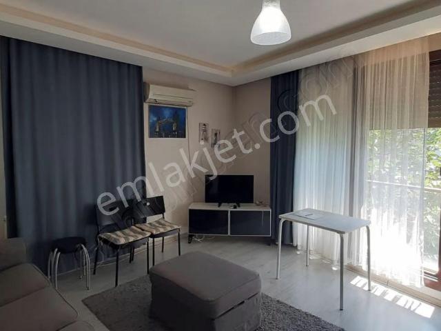 Merkezi Lokasyonda, Metroya Yakın, Eşyalı 1+1 Kiralık Yeni Daire