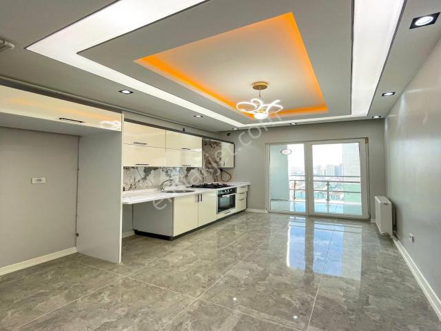 Merkezi Lokasyonda Site İçi Büyük M2 Satılık 2+1 Daire