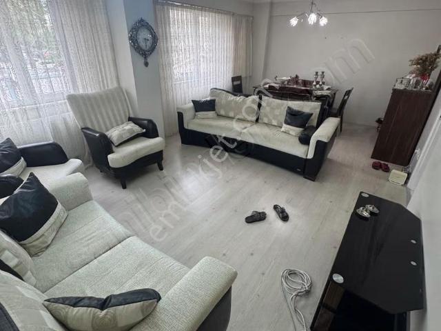 Merkezin Kalbinde Geniş Ve Kullanışlı 3+1 Kiralık Daire