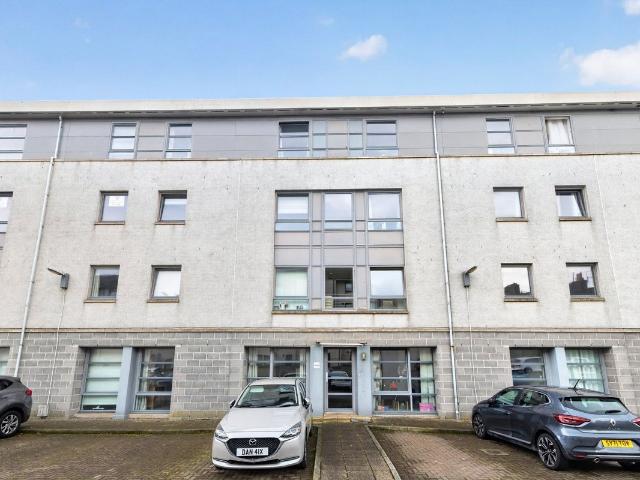 Merkland Lane, Aberdeen AB24, 2 bed flat to rent, £840 pcm | PrimeLocation