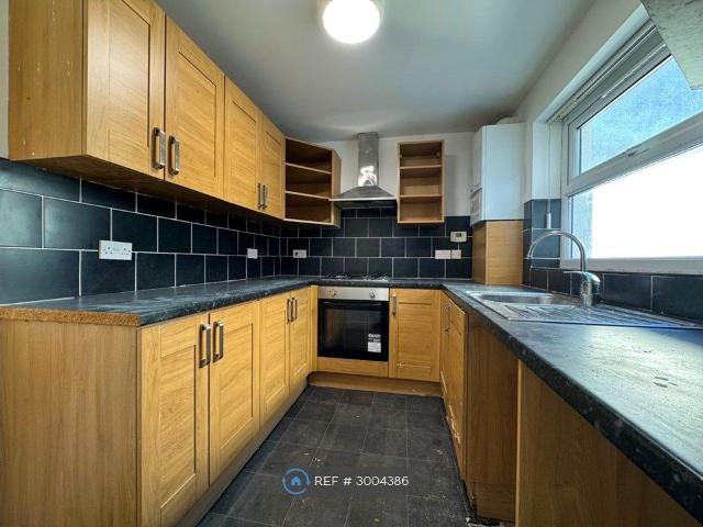 Merlin St, Liverpool L8, 3 bed terraced house to rent, £1,000 pcm | PrimeLocation