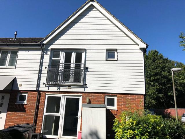 Merlin Way, Ashford, Kent, TN23 1 bed terraced house to rent £850 pcm £196 pw