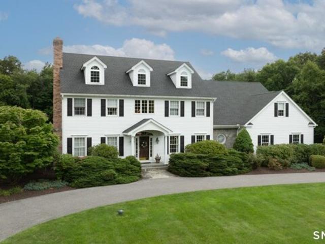 Merlins Ln, Newtown, Home For Sale