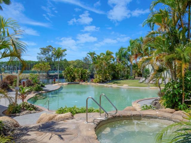 Mermaid Waters 185/215 Cottesloe Drive