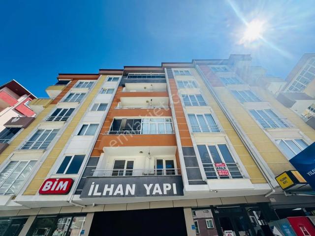 Merpa Emlak'tan Fevzi Paşa Mah'de Cadde Üzerinde/ Kiralık 2+1 Daire