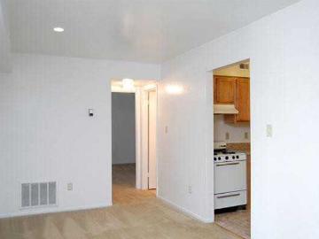 Merrimac Crossing Apartment Homes 3 Bedroom Apartment for Rent at 159 Merrimac Trl, Williamsburg, VA 23185