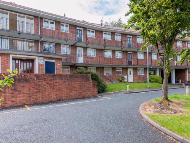 Merridale Road, Wolverhampton WV3 2 bed apartment to rent £825 pcm £190 pw