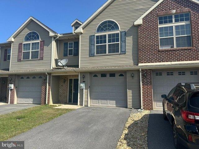 Merriweather Dr, Chambersburg, Home For Sale