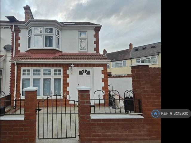 Mersham Road, Thornton Heath, CR7 1 bed end of terrace house to rent £1,500 pcm £346 pw