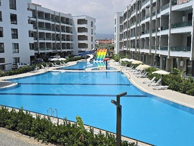 MERSİN ERDEMLİ TÖMÜK MAH YATAY MİMARİ TATİL SİTESİNDE KİRALIK EŞYALI 1+1 DAİRE DENİZE YAKIN
