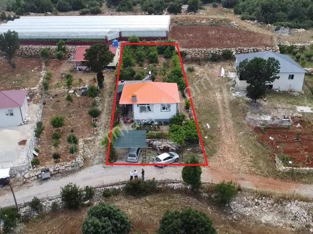 Mersin Erdemli Kızılen Müstakil Ev Ve Bahçesi