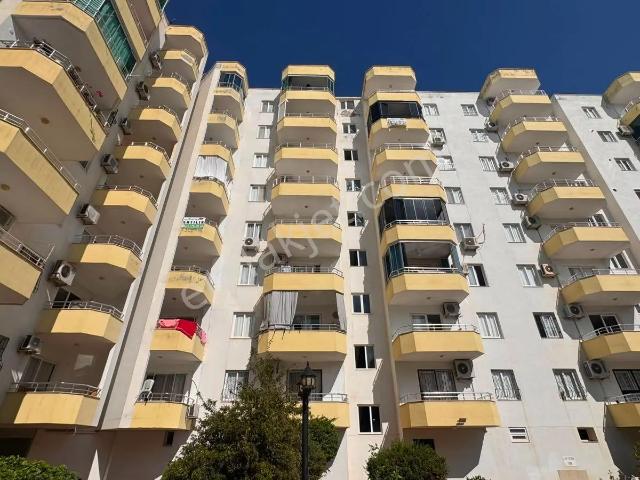 Kızkalesi'nde Havuz Manzaralı Eşyalı 2+1 Satılık Daire