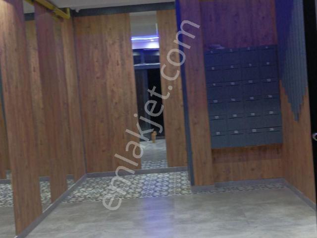 Mersin Mezitli 75 Yıl Mah.yaşar Doğu Cad Sıfır 2+1 Kombili Kiralık Daire