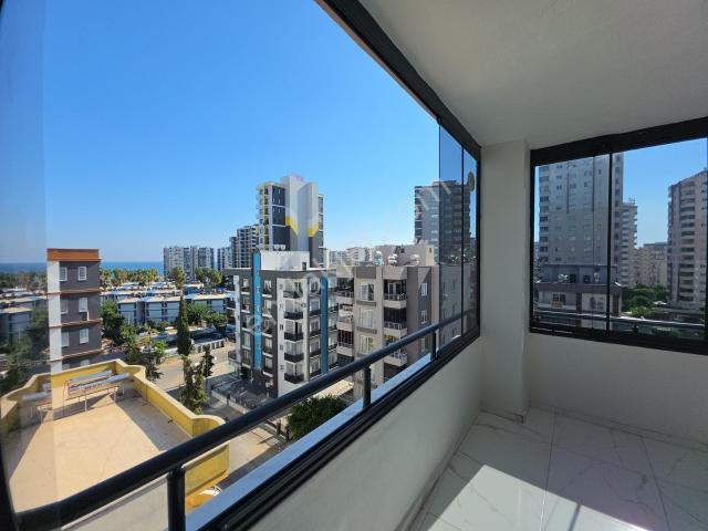 Mersin Mezitli Tece Mahallesinde Deniz Manzaralı Kiralık Daire