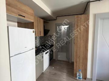Mersin Mezitli Çamlıca Mah.bahçeşehir Kolji Cvr Eşyalı 1+1
