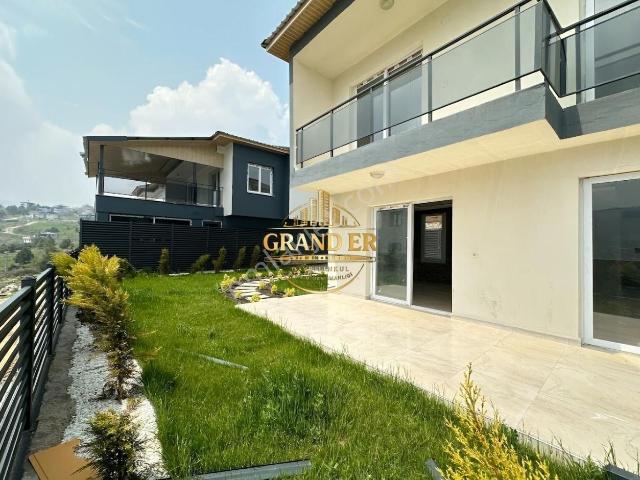 Mersin Toroslar Ayva Gedigi Mah. Bağımsız Satılık Villa