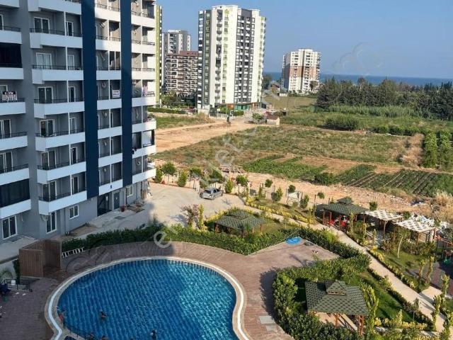 Mersin Tece Deniz Mahallesi Eşyalı Kiralik İki Balkonlu 1+1daire