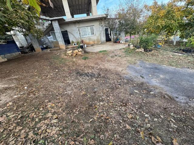 Mersün Erdemli Karayalup Mah. 1700m² İçinde Müstakil Tapulu 6+1 Ev