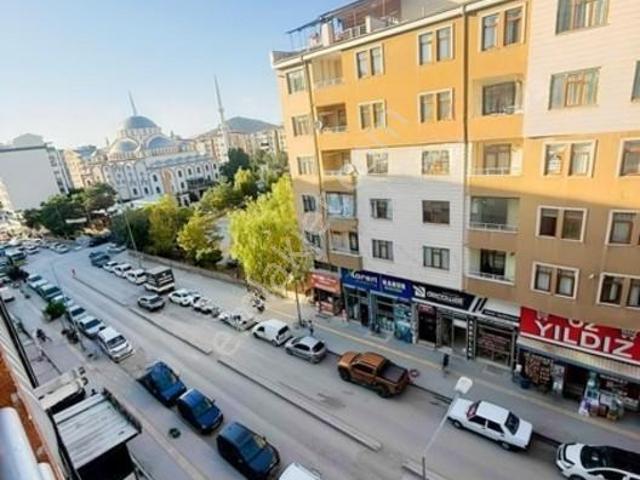 Mesut Özata Okulu Yakınında Kiralık 2+1 Daire