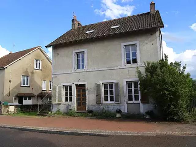 Mesvres 71190 Achat / Vente maison 8 pièces t8 cave