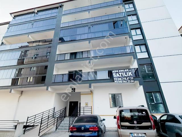 Mes Emlak'tan Şehrin En Güvenlikli Sitesinde 3+1 Satılık Daire