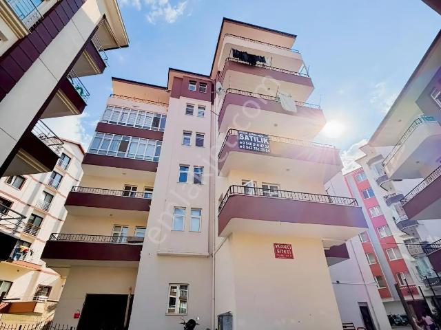 Mes Emlak'tan Kaçırılmayacak Satılık 3+1 Site Dairesi