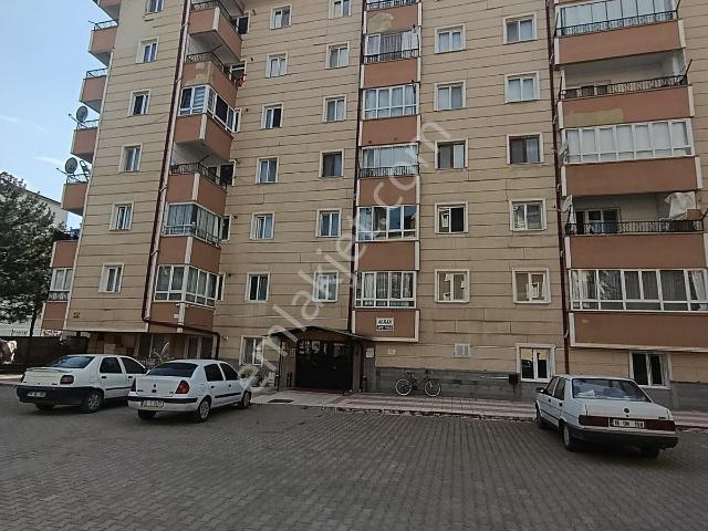 Mes Emlak'tan Merkezde 3+1 Kiralık Site Dairesi