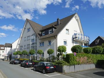 Meschede Zentrum: Ruhige Maisonette Wohnung mit Aufzug