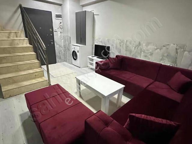 Meskandan Ekin Prestijde 1+1 Bahçe Dubleksi Satılık Daire