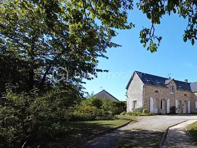 Meslay du Maine 53170 Achat / Vente maison 8 pièces t8 terrasse
