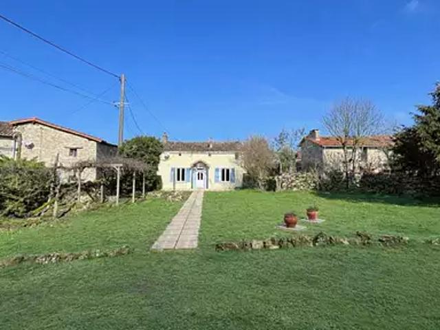 Messé 79120 Achat / Vente maison 7 pièces t7 jardin