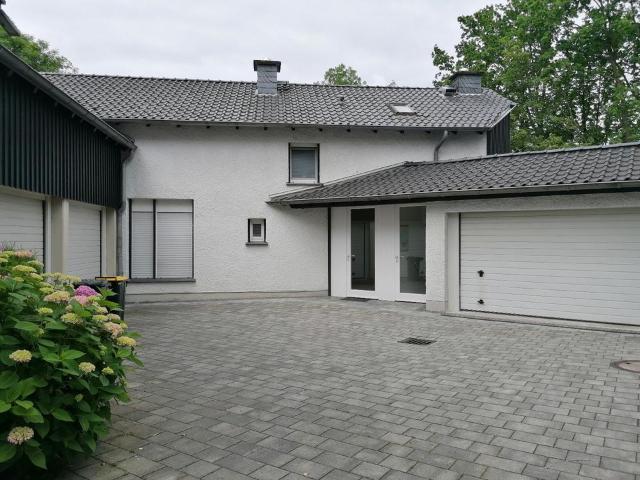 Mettmann Metzkausen: von Privat 3 Zimmer ETW, Doppelgarage