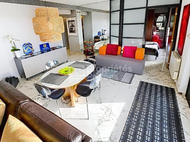 Metz Appartement vintage en parfait état avec parking, proche gare