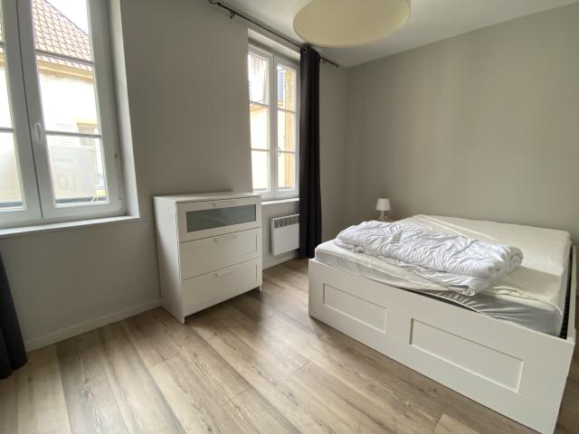 METZ CENTRE APPARTEMENT 2 PIÈCES MEUBLE