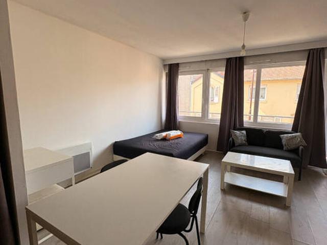 METZ STE THERESE GRAND STUDIO 36 M2 BALCON