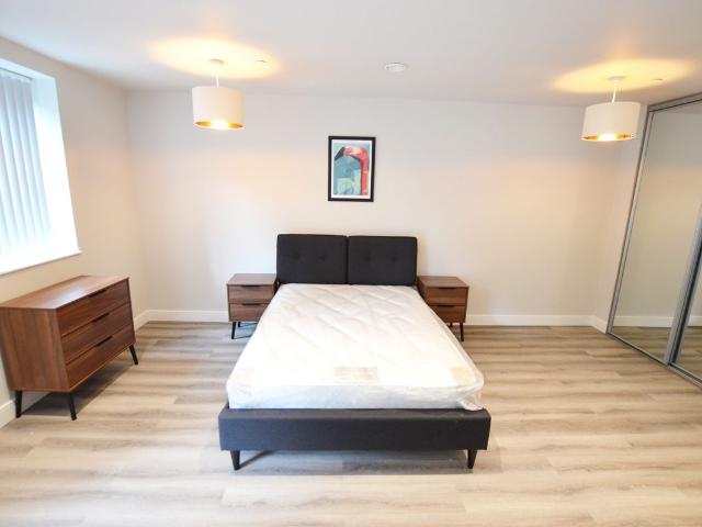 Metal Work, Petersfield Avenue, Petersfield Avenue, Slough SL2, Studio to rent, £1,300 pcm | PrimeLocation