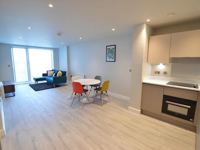Metal Works, Petersfield Avenue, 2 bed apartment to rent £1,750 pcm £404 pw