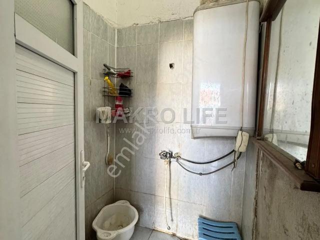 Metalciler Sitesi’nde 200 M² Asma Katlı, Masrafsız Satılık İş Yeri