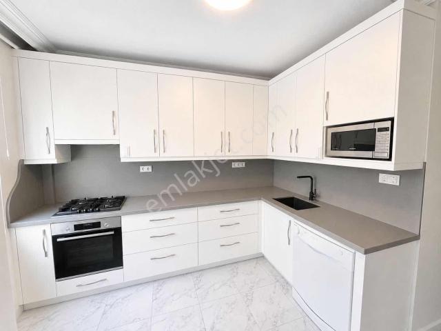 Method'dan Bahçeşehir Esenkent Full Tadilatlı 3+1 Satılık Daire
