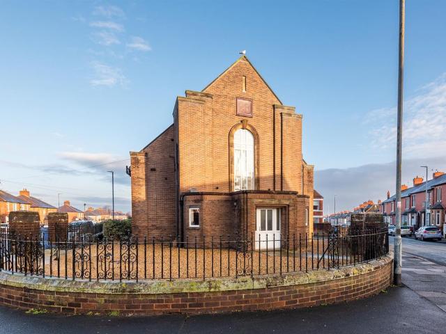 Methodist Court, Currock CA2, 2 bed flat to rent, £650 pcm | PrimeLocation