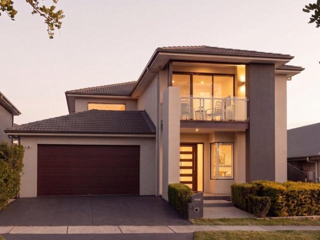 Meticulous Metricon with Open Plan Oversized, Spacious Interiors in Prime Location